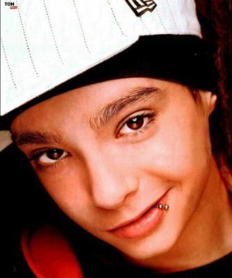 TOM   KAULITZ